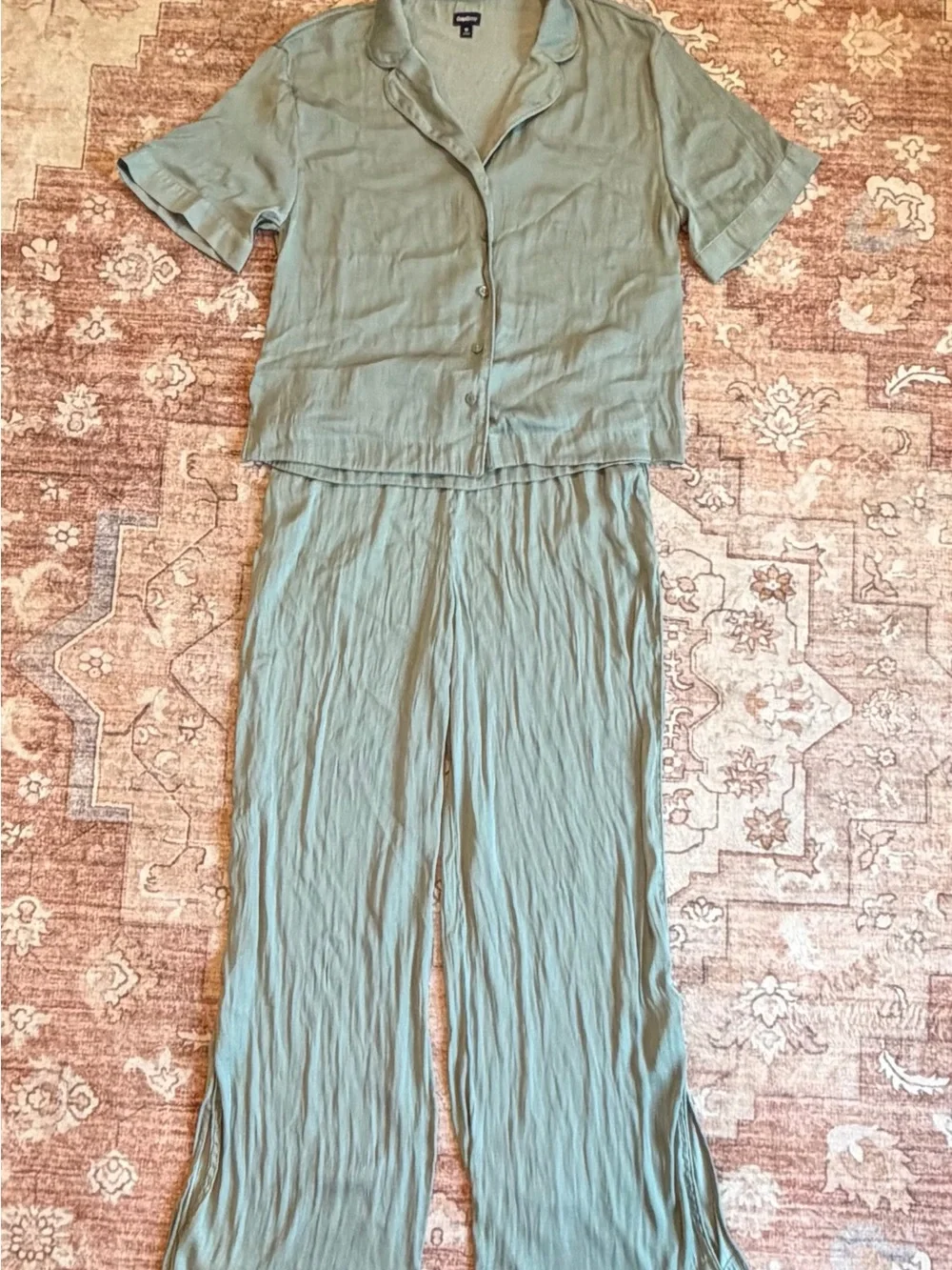 NWOT GapBody Soft Satin Sage Short-Sleeve Button Pajama Set - Women